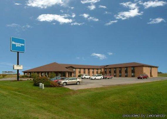 Americinn By Wyndham Mount Pleasant Exteriör bild